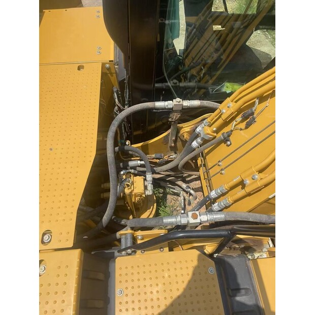 2020 Caterpillar 323-48320472