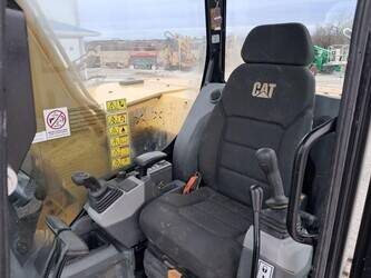 2020-caterpillar-310-1469945-48321435