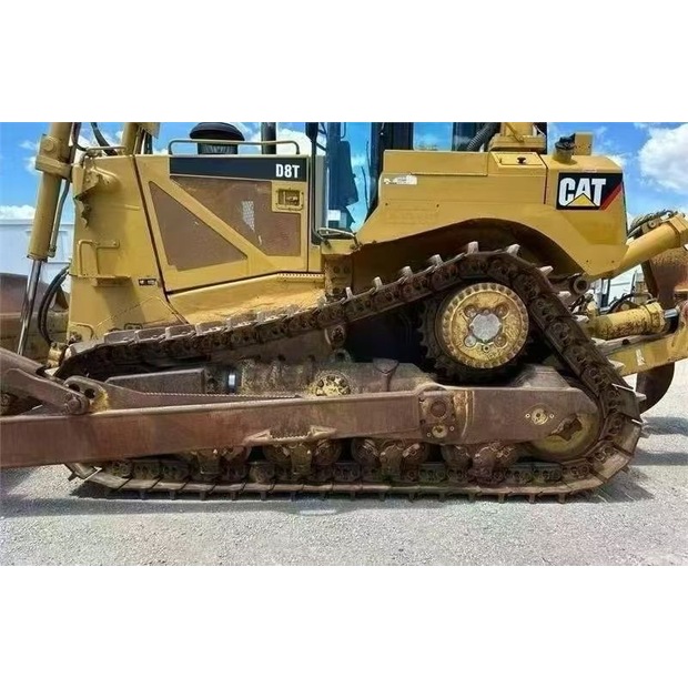 2018 كاتربيلر D8T-48321678