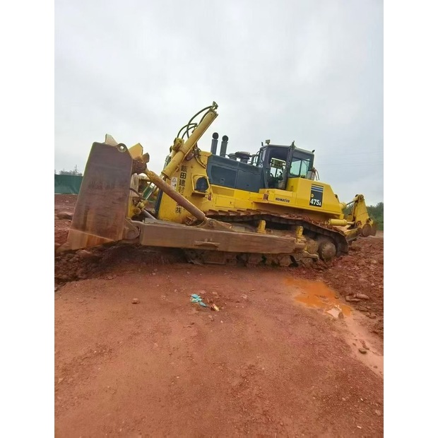 2012 Komatsu D475A-5E0-48321745