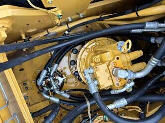 2022-caterpillar-323-1469953-48322984