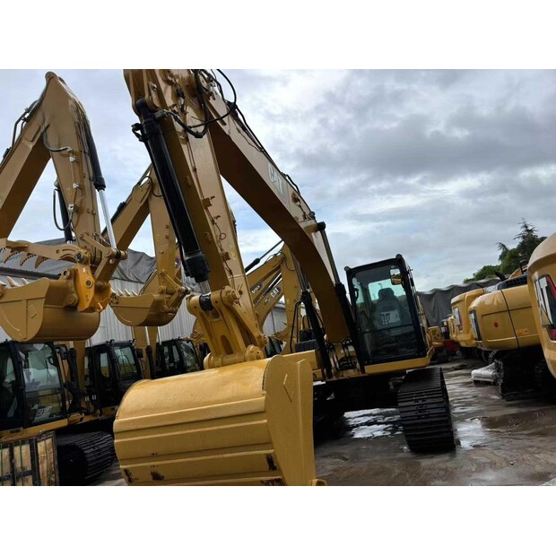2022 Caterpillar 323-48322993
