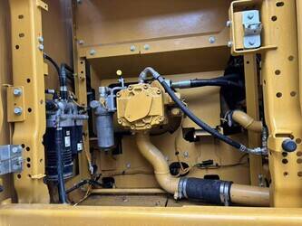 2022-caterpillar-323-1469953-48322995