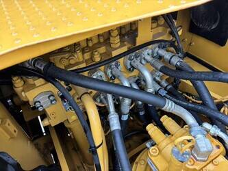2022-caterpillar-323-1469953-48322997