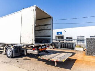 2016-renault-d-320-1469923-48323600