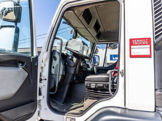 2016-renault-d-320-1469923-48323611