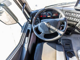 2016-renault-d-320-1469923-48323643