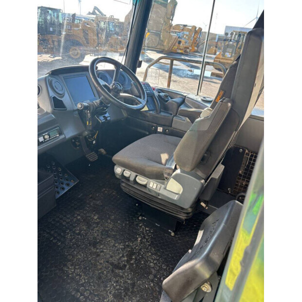 2019 BELL B20E-48324069
