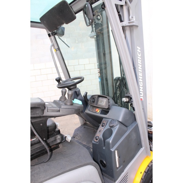 2019 Jungheinrich DFG 320s 500 DZ-48332365