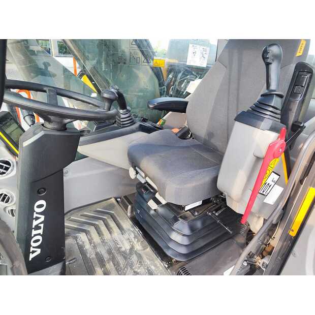 2022 Volvo EWR170E-48332683