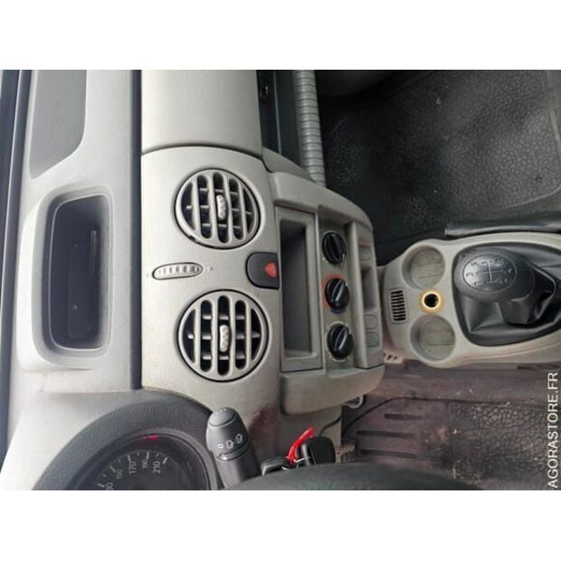 2006 Renault Kangoo-48337104