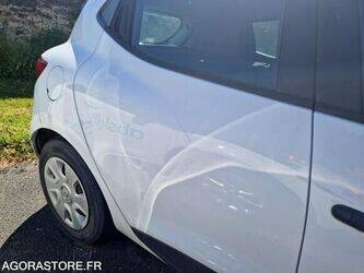 2017-renault-clio-1470160-48337130