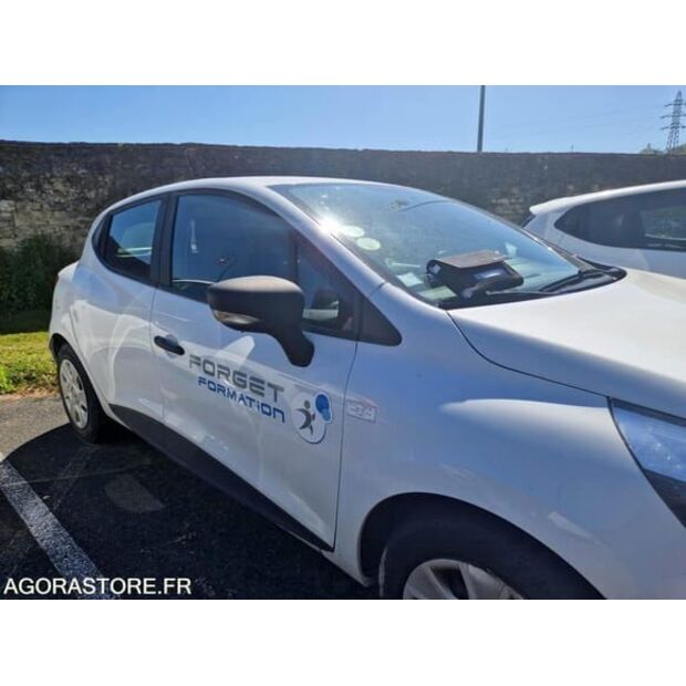 2017 Renault Clio-48337152