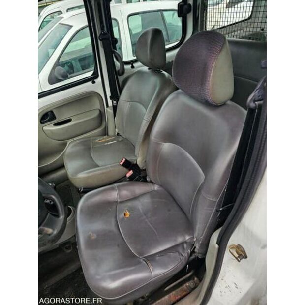 رينو Kangoo-48337313