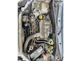 renault-kangoo-1470166-48337317
