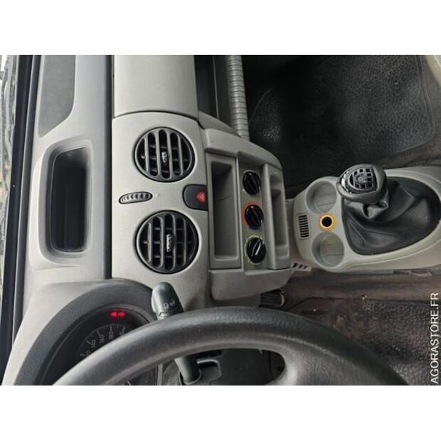 رينو Kangoo-48337350