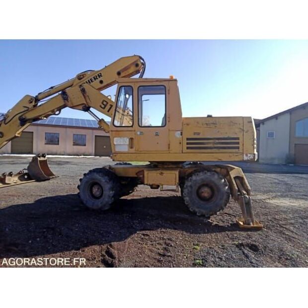 1979 Liebherr 911-48337418