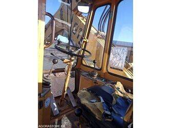 1979-liebherr-911-1470168-48337423