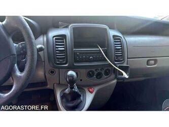 2014-renault-traffic-1470174-48337632