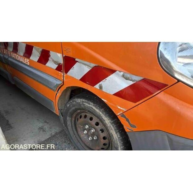 2014 Renault Traffic-48337634