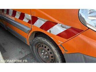 2014-renault-traffic-1470174-48337634