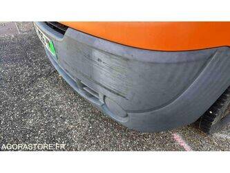 2014-renault-traffic-1470174-48337638