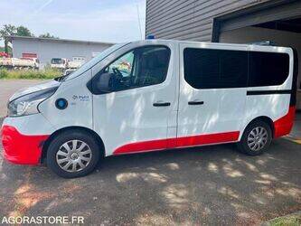 renault-trafic-1470181-48337828
