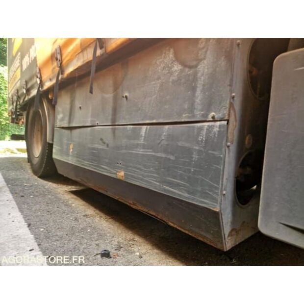 Iveco AD190S-48338144