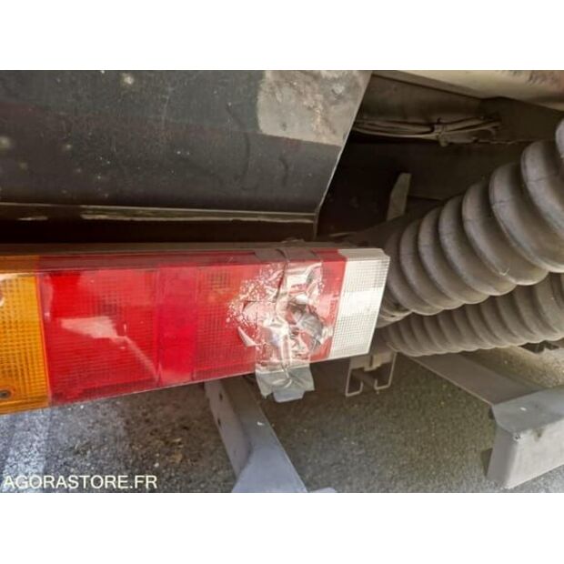 Iveco AD190S-48338175