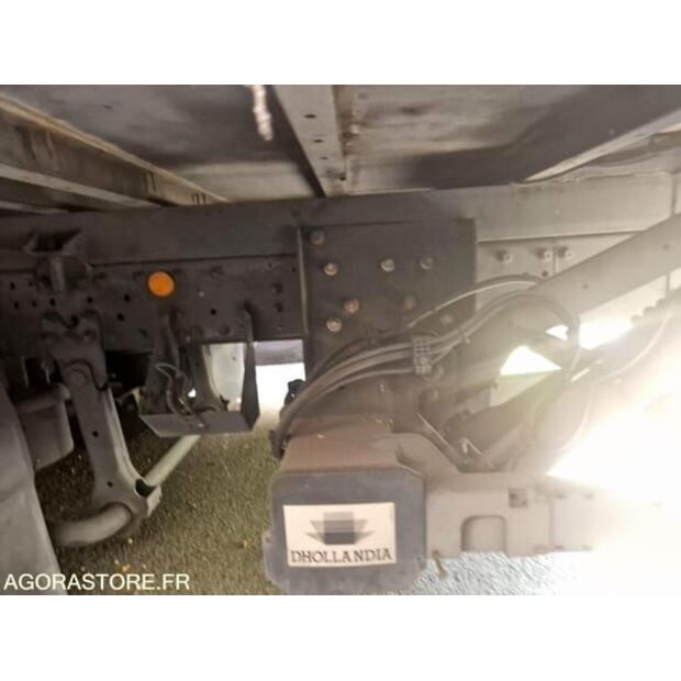 Iveco AD190S-48338186