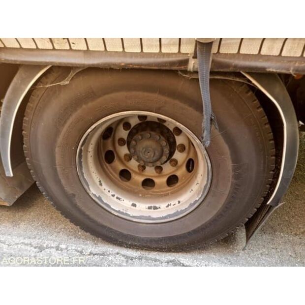 Iveco AD190S-48338190