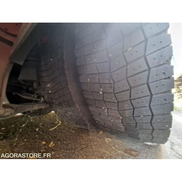 Iveco AD190S-48338192