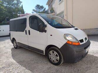 renault-trafic-1470220-48339243
