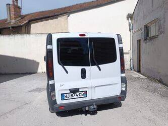 renault-trafic-1470220-48339245