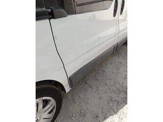 renault-trafic-1470220-48339262