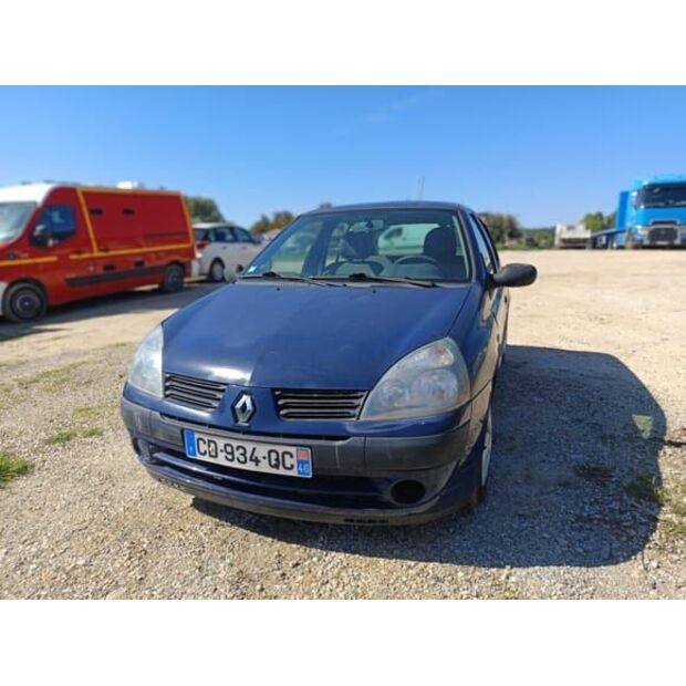Renault Clio-48339307