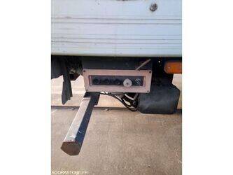 renault-midlum-1470226-48339438