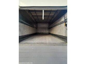 renault-midlum-1470226-48339439