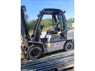 nissan-yg1d2a32q-48339567