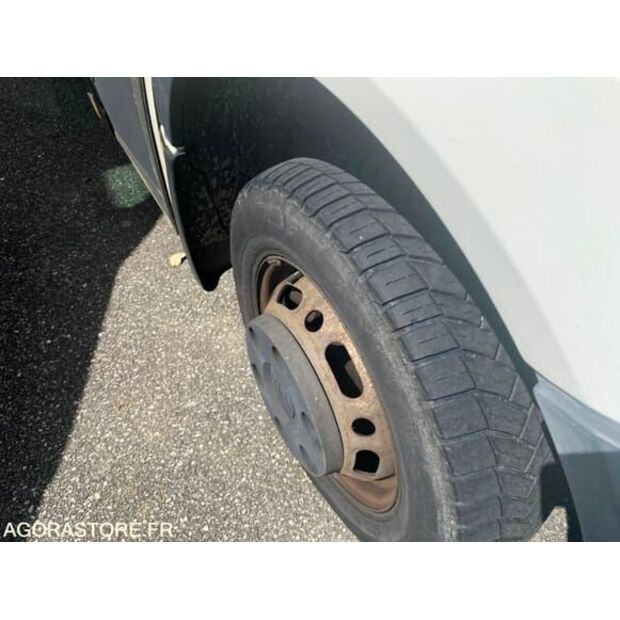 Volkswagen CRAFTER-48339738