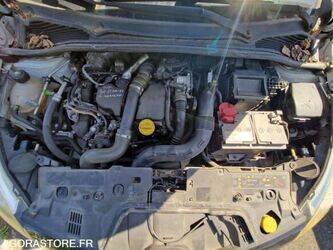 renault-clio-1470239-48339872