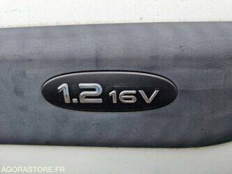 2004-renault-kangoo-1470241-48339926