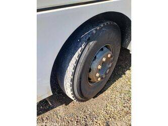 renault-370-32-1470244-48340079