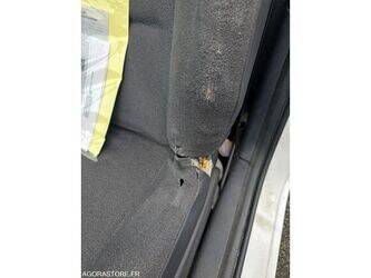 2004-renault-clio-1470245-48340119