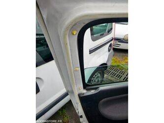 2004-renault-clio-1470245-48340144