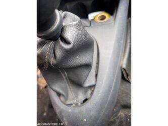 2004-renault-clio-1470245-48340145