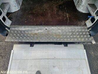 2002-renault-master-1470247-48340220