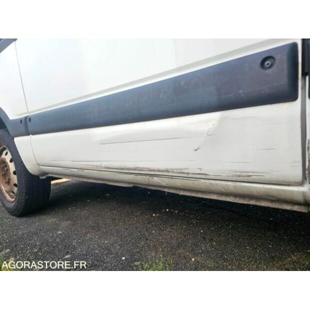 Renault Master-48340477