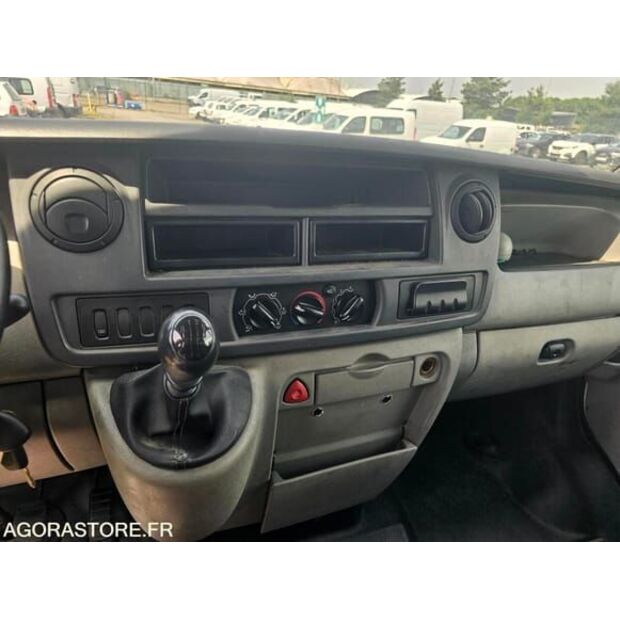 Renault Master-48340493