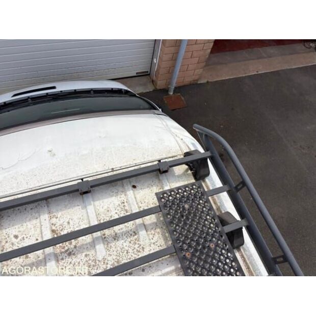 Renault Trafic-48340559